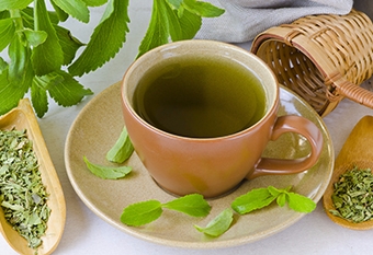 Чай зі стевією: рецепт корисного напою